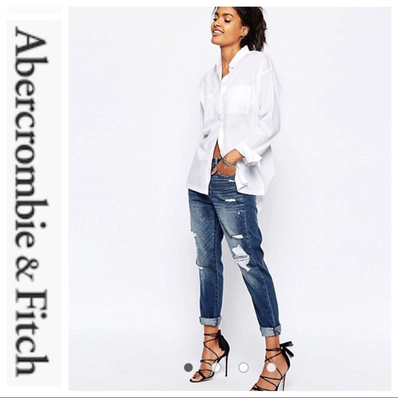 Abercrombie & Fitch Denim - 💕SALE💕 Abercrombie & Fitch Distressed Jeans